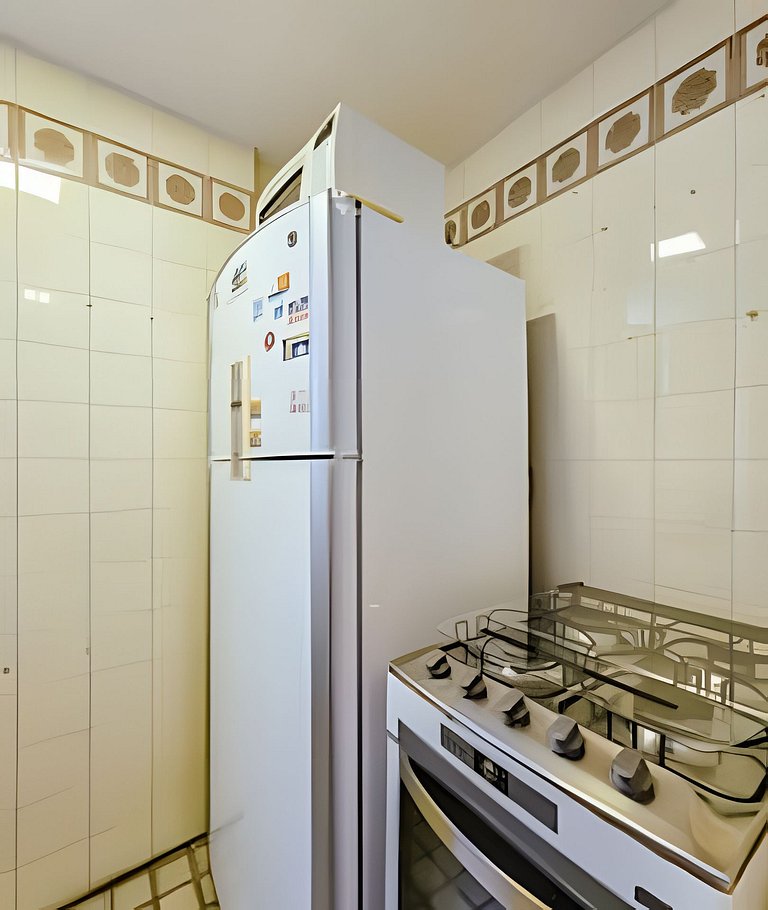 Apartamento com Ar-condicionado à 1km da Barra