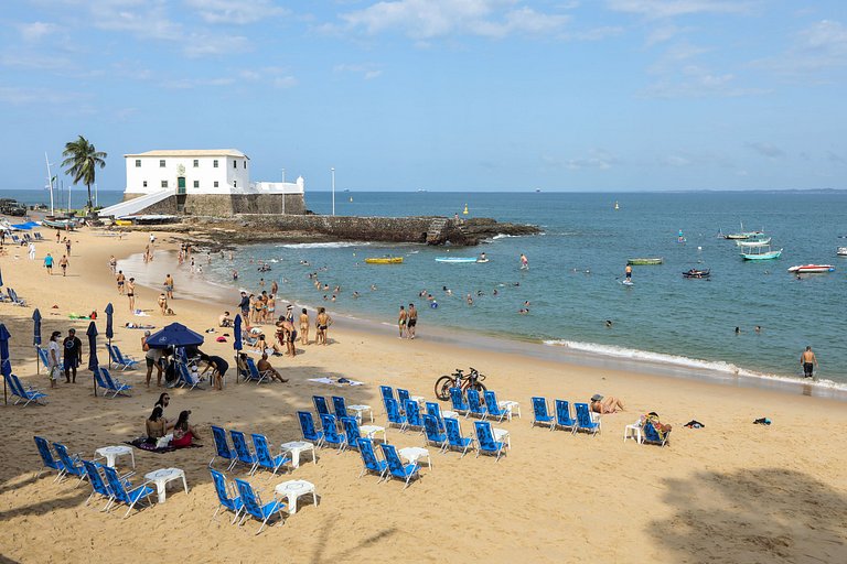 Apto com Ar • Perto da Praia e Rio Vermelho
